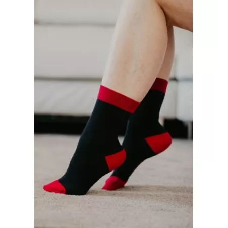 Chaussettes noires et rouge coton bio