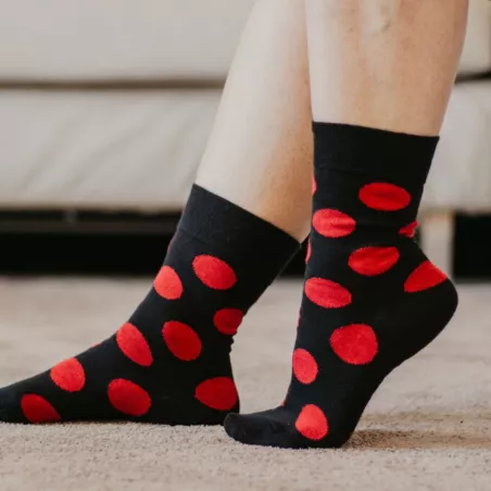 Chaussettes noires pois rouge coton bio