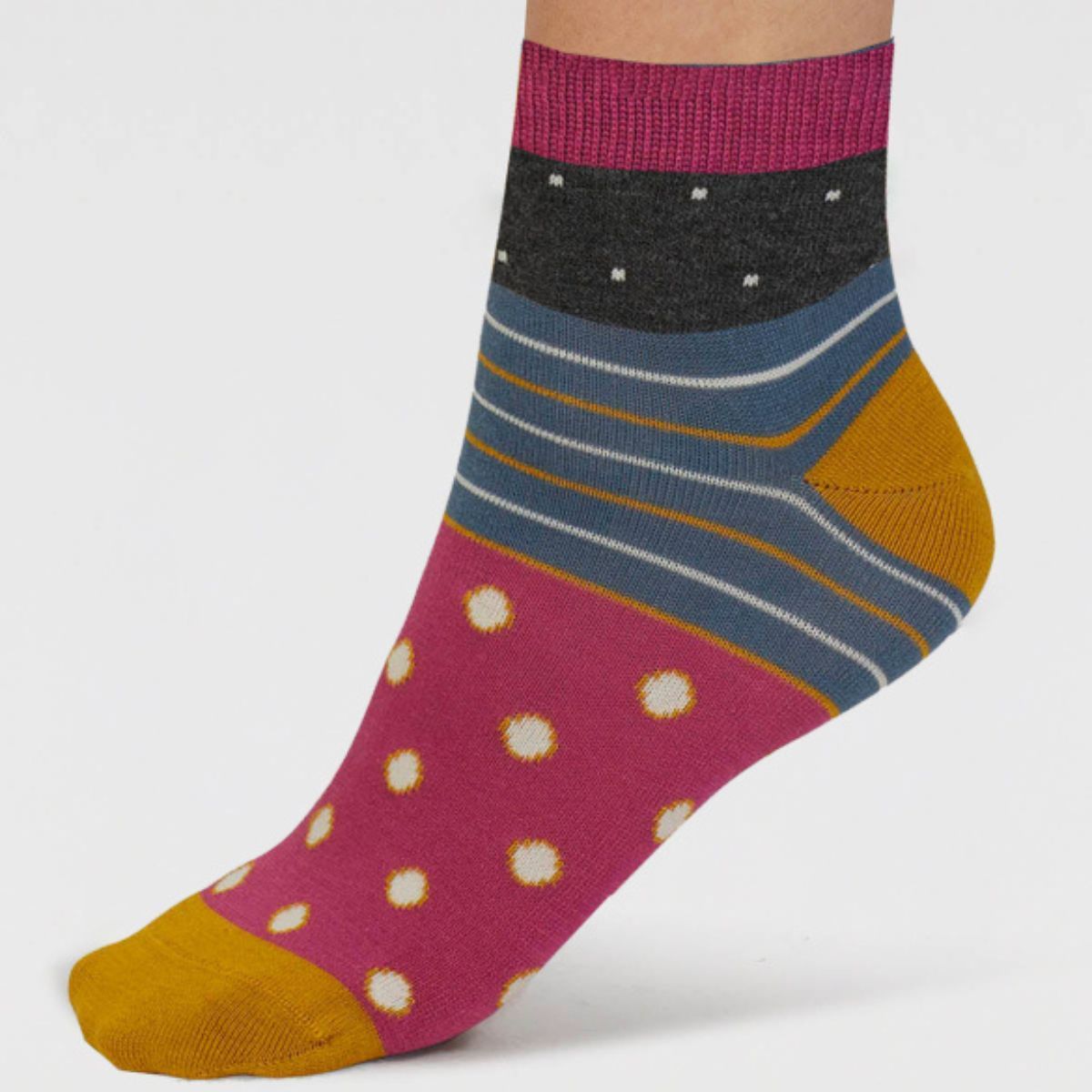 Chaussettes en bambou à pois et "rayures Rondel", rouge gris