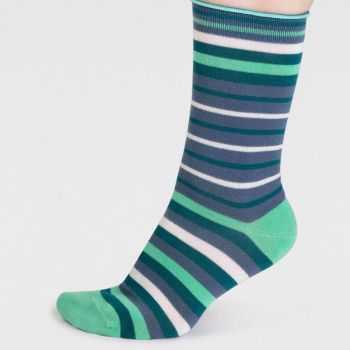 Chaussettes rayées de différentes teintes de bleu en viscose de bambou 1