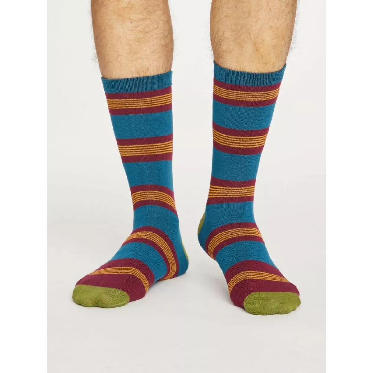 Chaussettes rayées homme en bambou et coton bio bleu et verte 