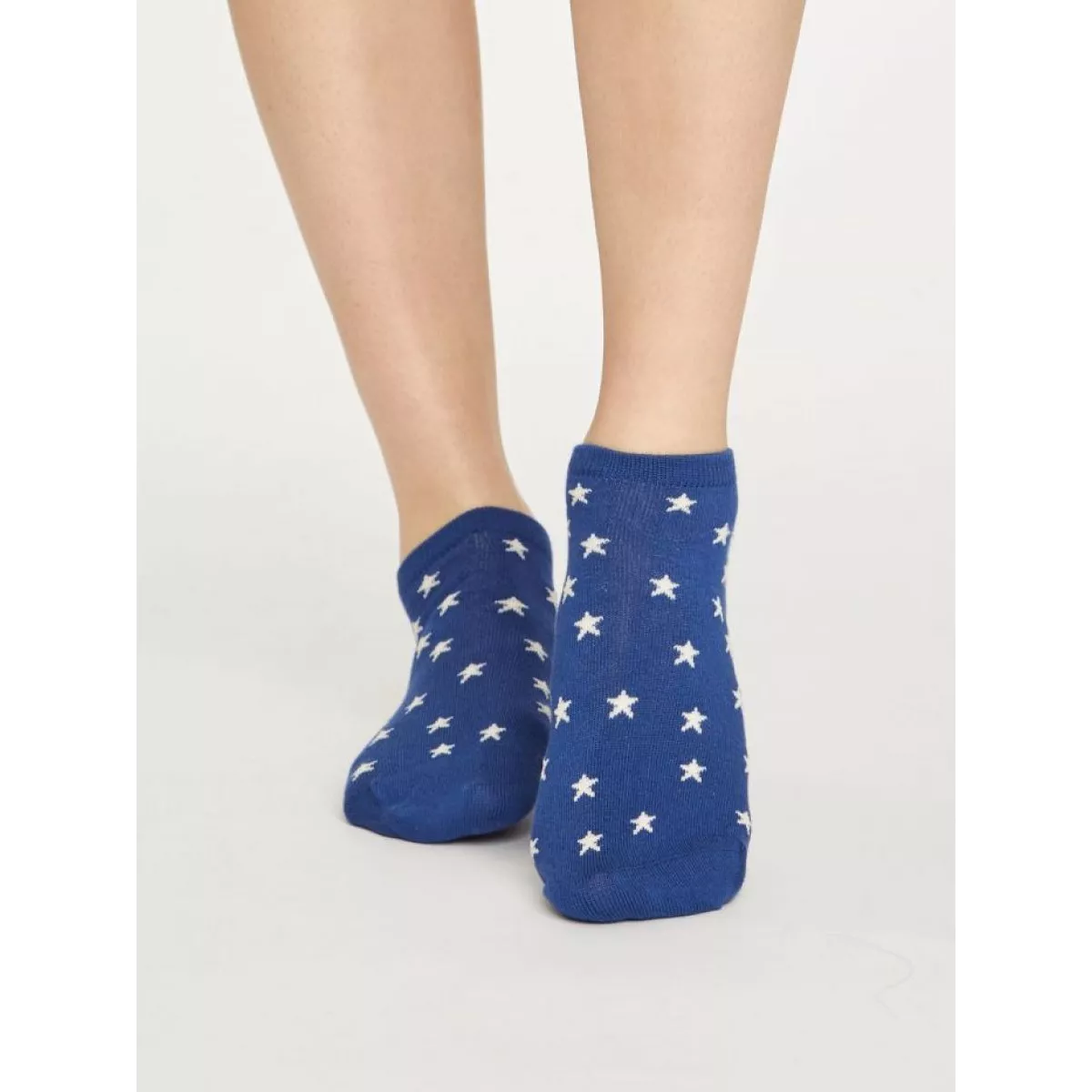 Socquettes bleues avec des étoiles, matières bambou et coton biologique